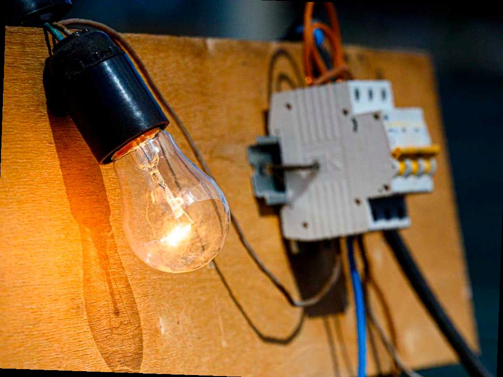 В Сочи на Мамайке в ночь отключат свет на четырех улицах