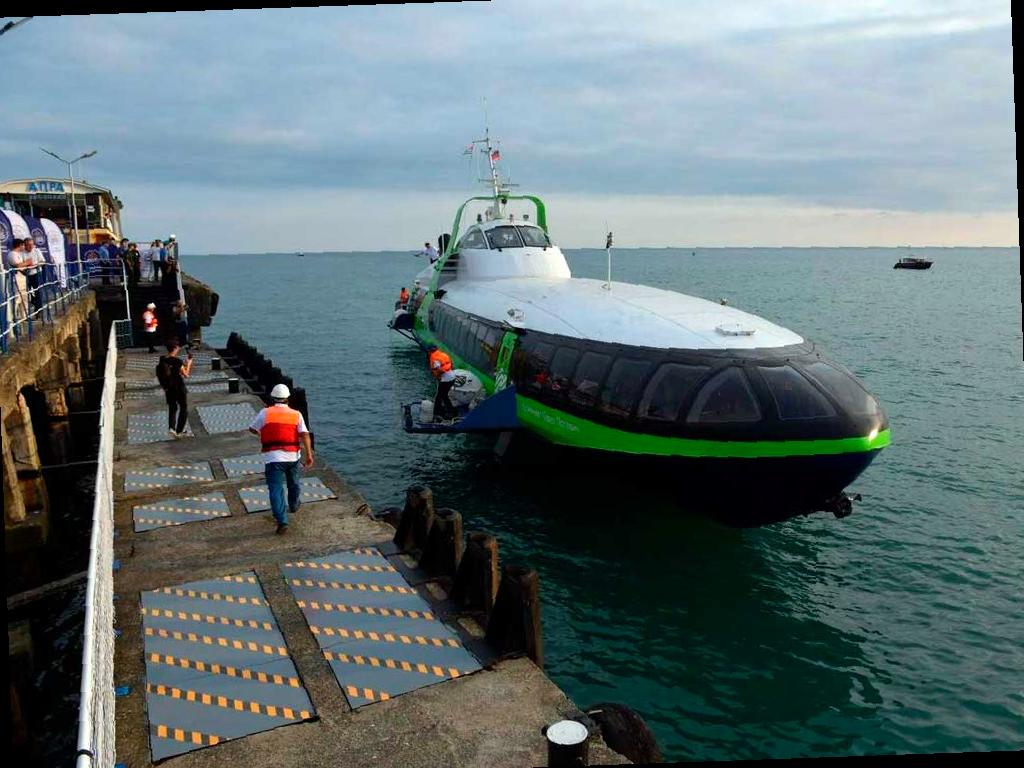 Сочи и Сухум связались регулярным рейсом «Комета» после 32 лет