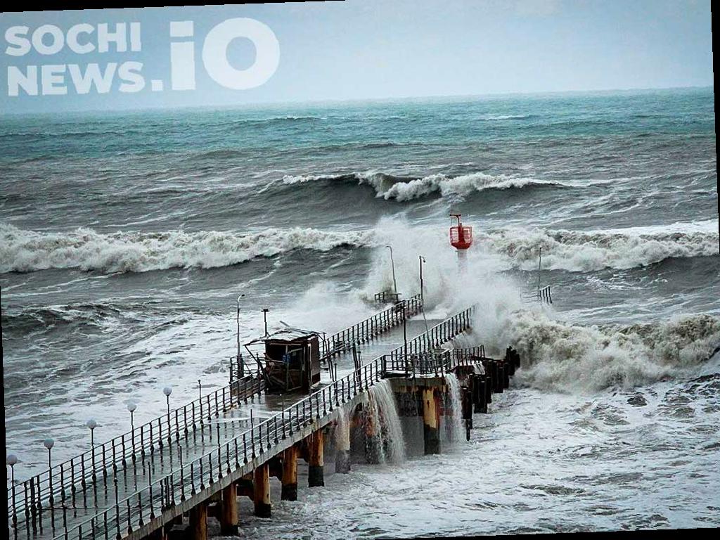 В Сочи ожидается ветреная и штормовая погода