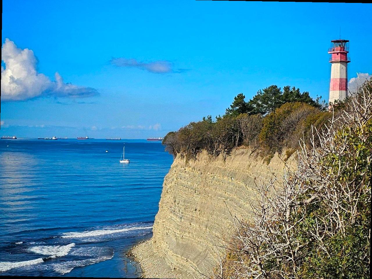 Отправляемся на ноябрьский отдых у моря в Геленджик