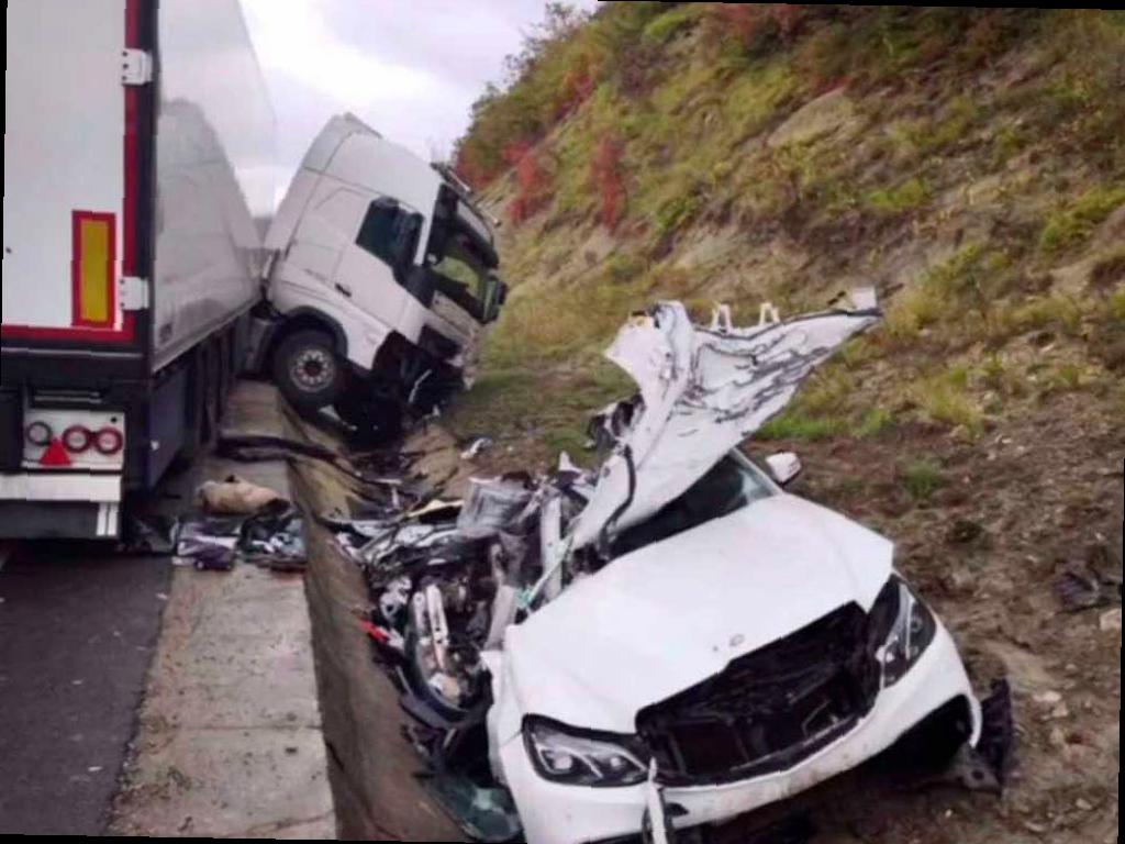 Четыре человека, включая двух детей, погибли в аварии на трассе «Джубга – Сочи»