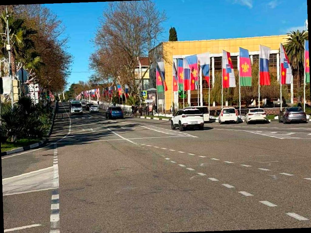 Изменения в движении на пересечении Курортного проспекта с улицей Воровского