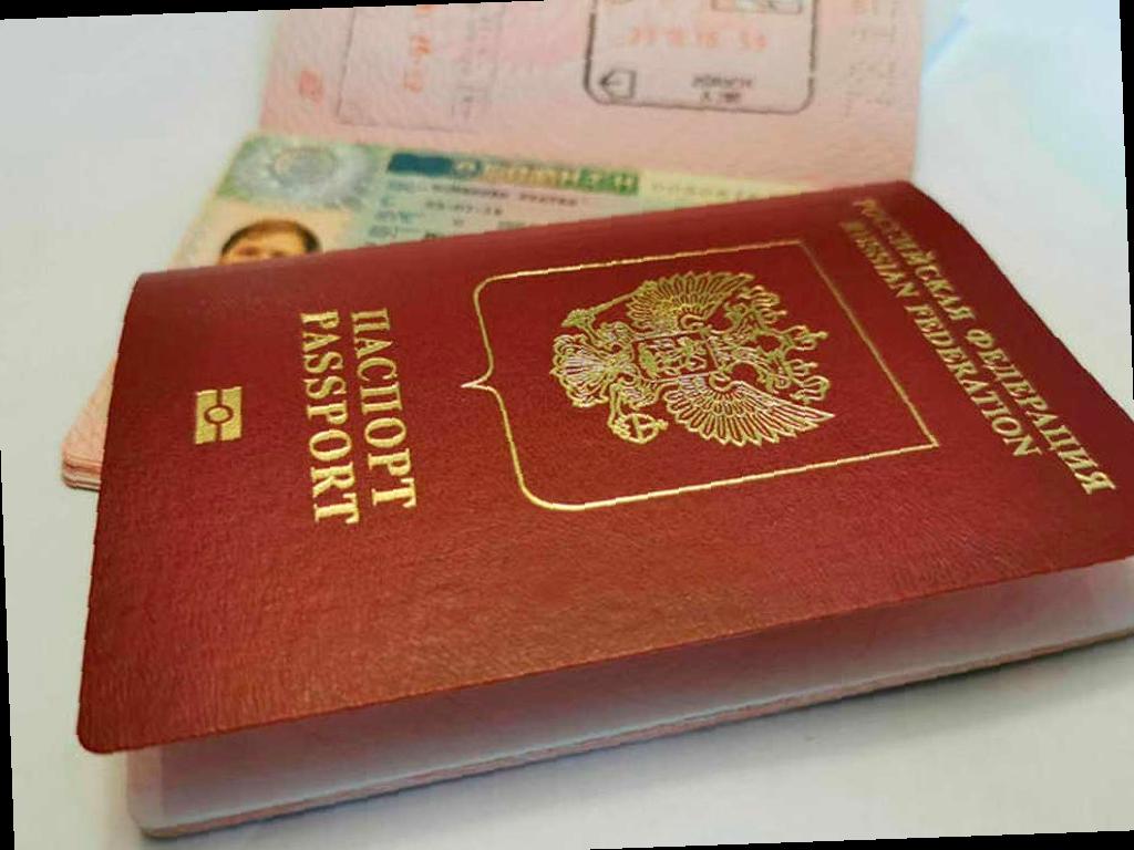 Россия временно остановила выдачу российских паспортов в Абхазии