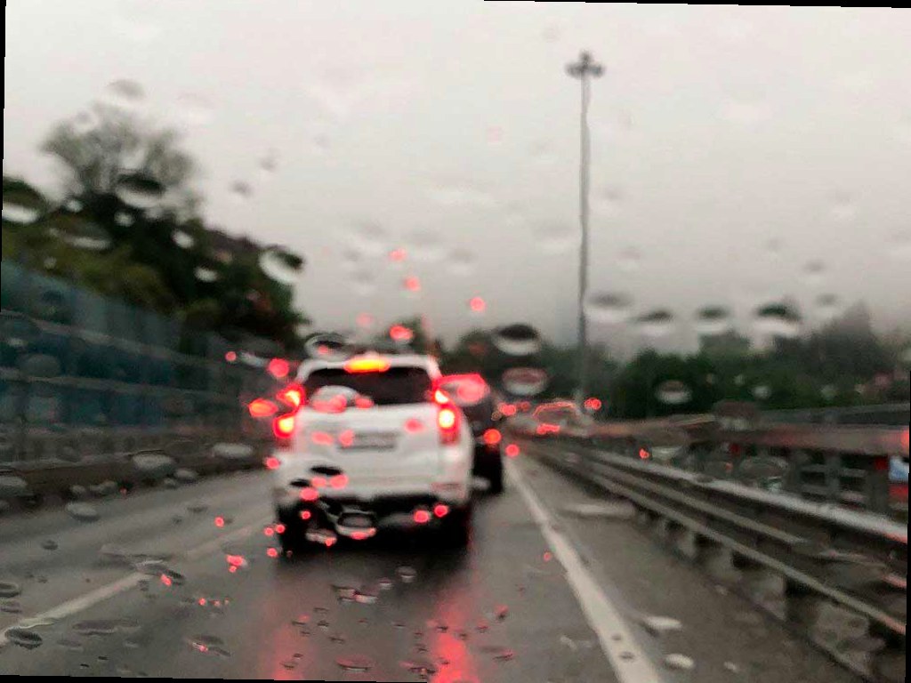 В Сочи в субботу прогнозируют сильный дождь