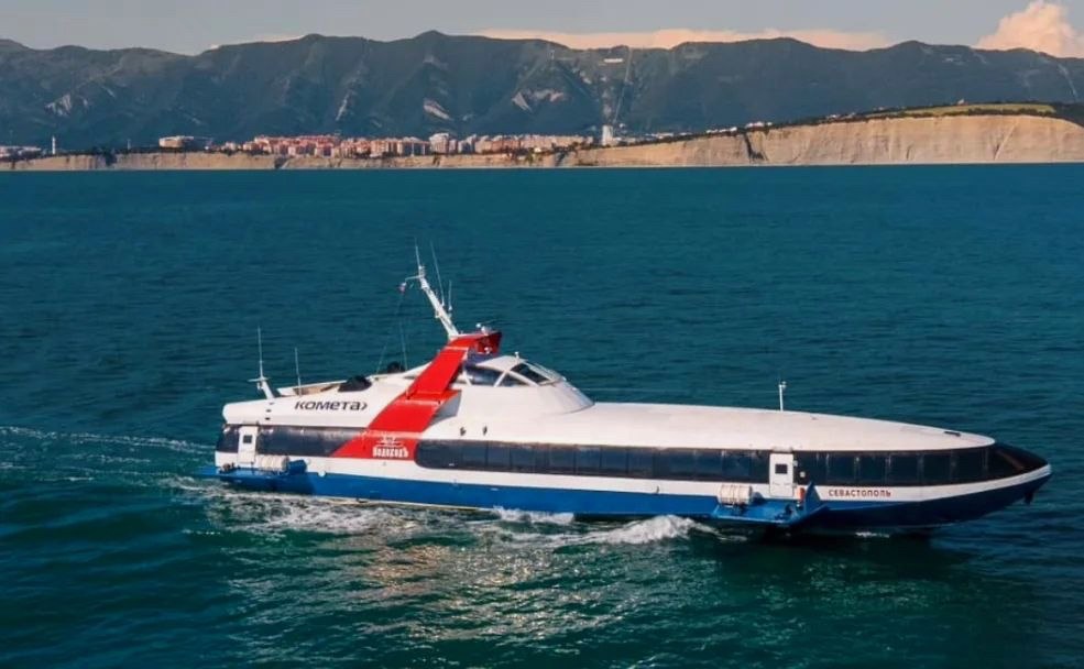 Скоростное судно «Комета 120М» начало регулярные рейсы между Сириусом и Сочи