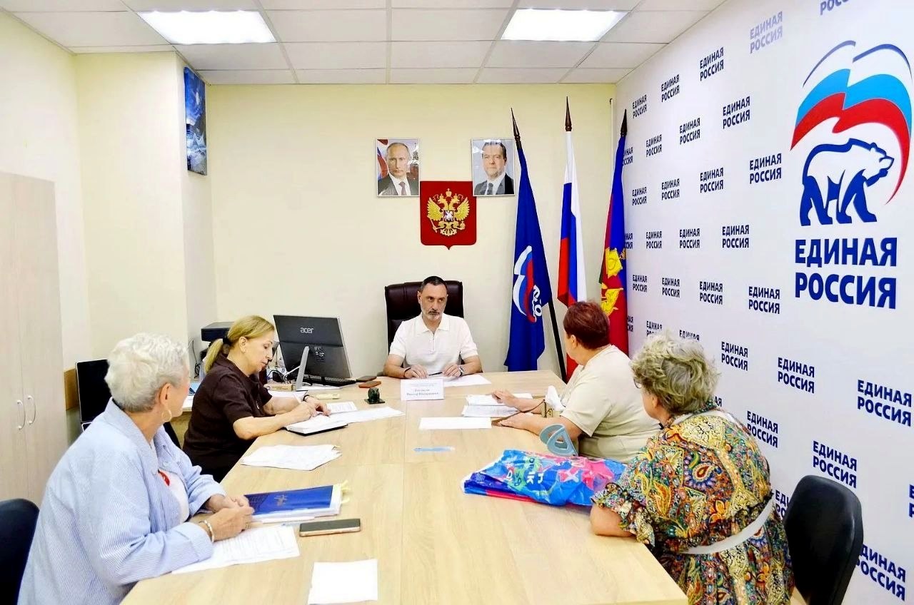 В Сочи прошла встреча депутата с жителями по вопросам коммунального обслуживания