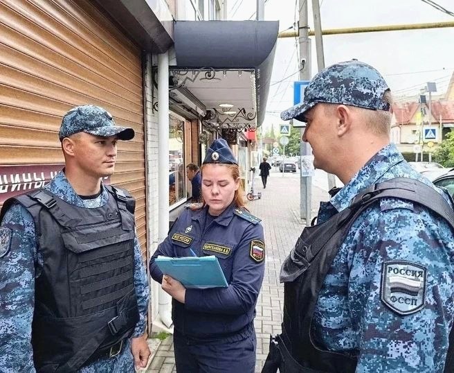 В Сочи снесли самовольные постройки за счет их владелицы